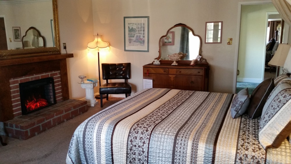 Plantation Bed & Breakfast 9/50