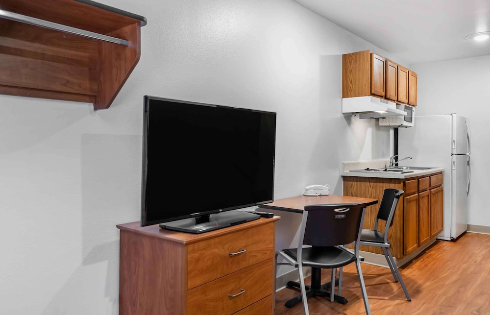 Extended Stay America - Select Suites Laredo 29/41