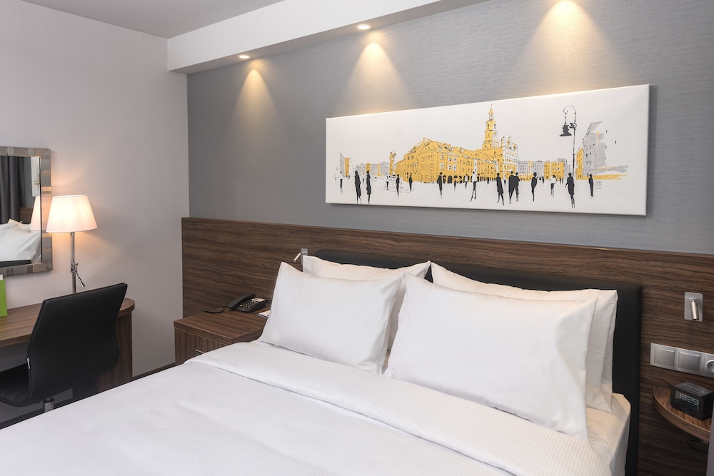 Hampton By Hilton Poznan Old Town 10/32