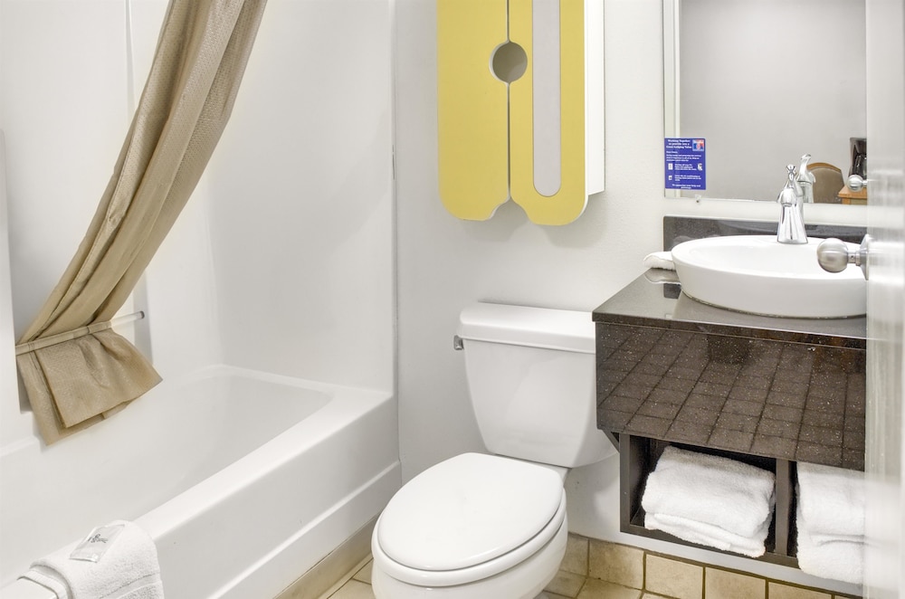 Studio 6 Extended Stay - Ocean Springs, MS 50/53