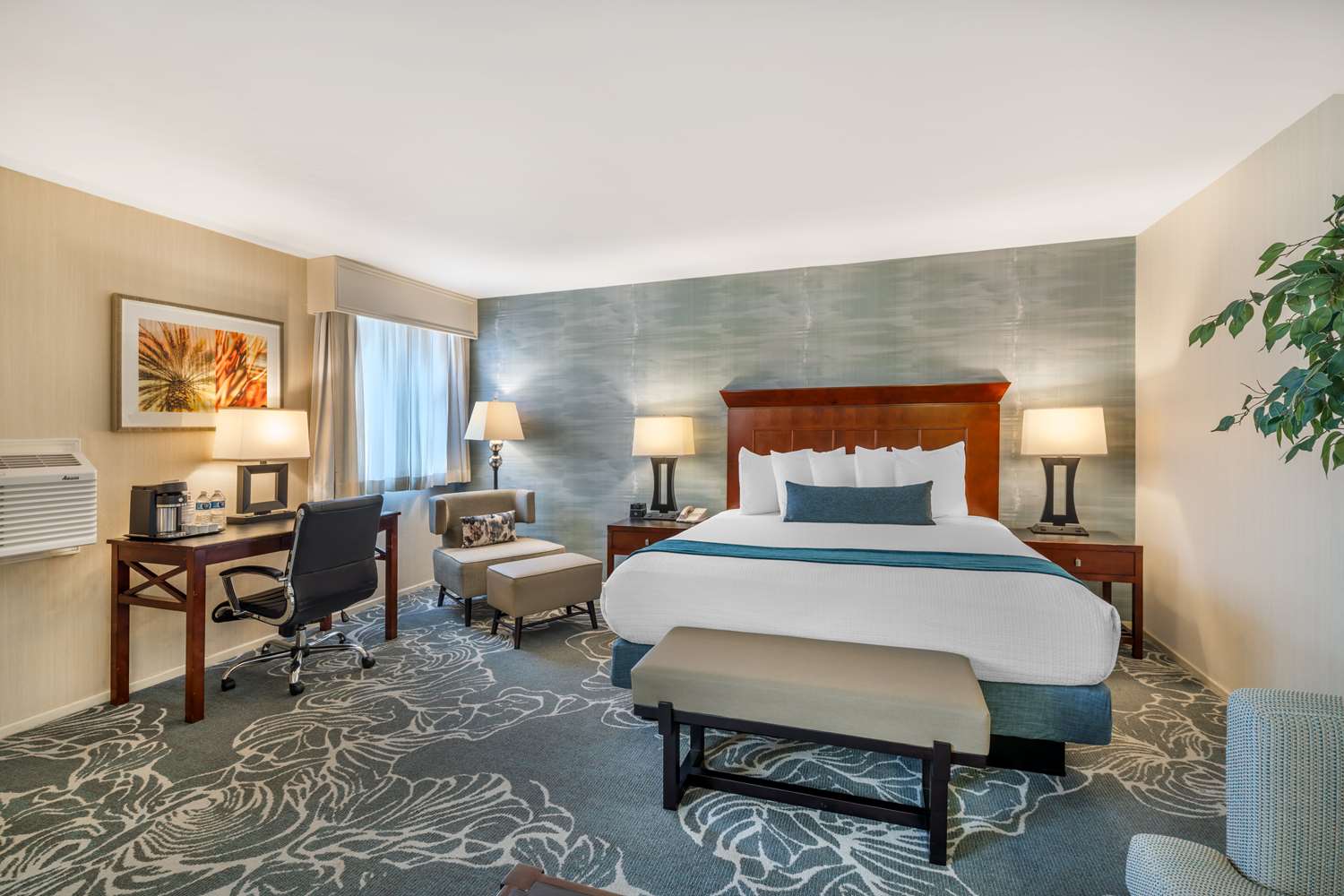 Best Western Plus Carpinteria Inn 11/42
