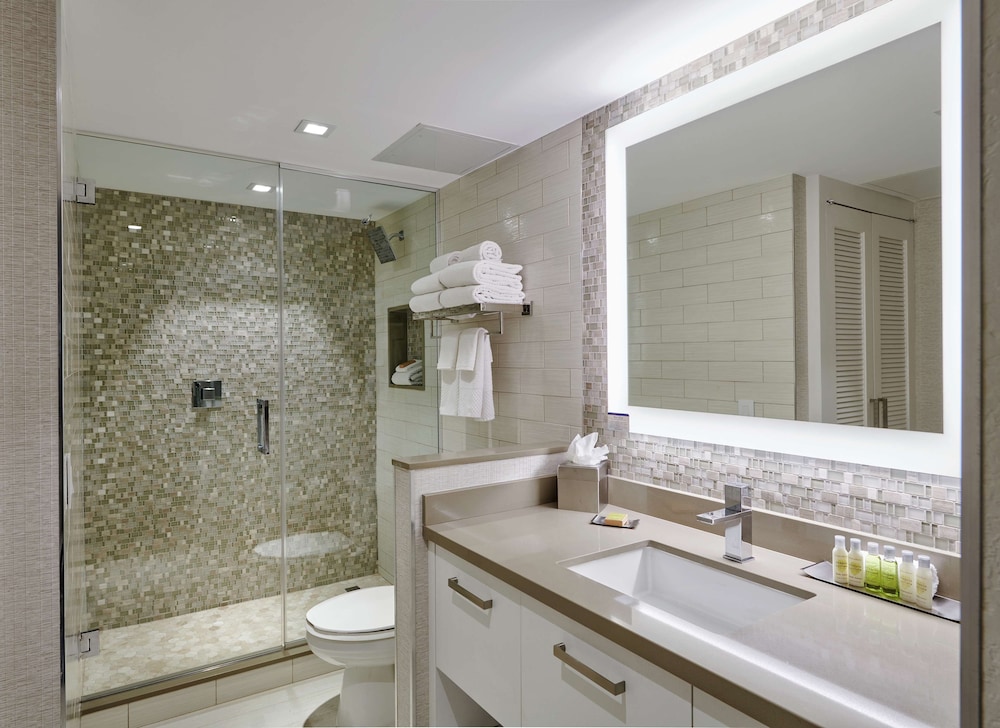 Bahia Mar Fort Lauderdale Beach a DoubleTree by Hilton Hotel 13/60