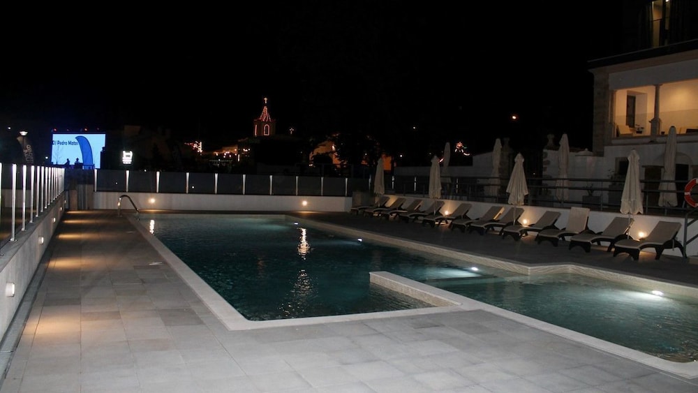 Casa Do Adro Hotel 25/28