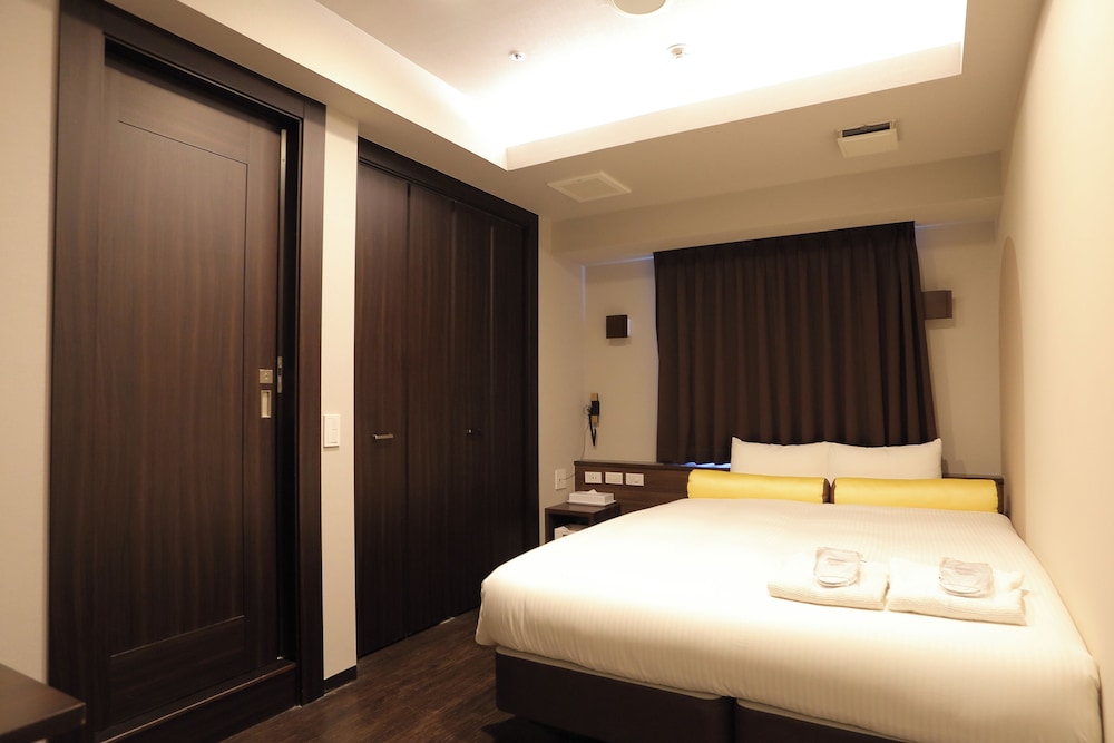 Deluxe, Queen Bed