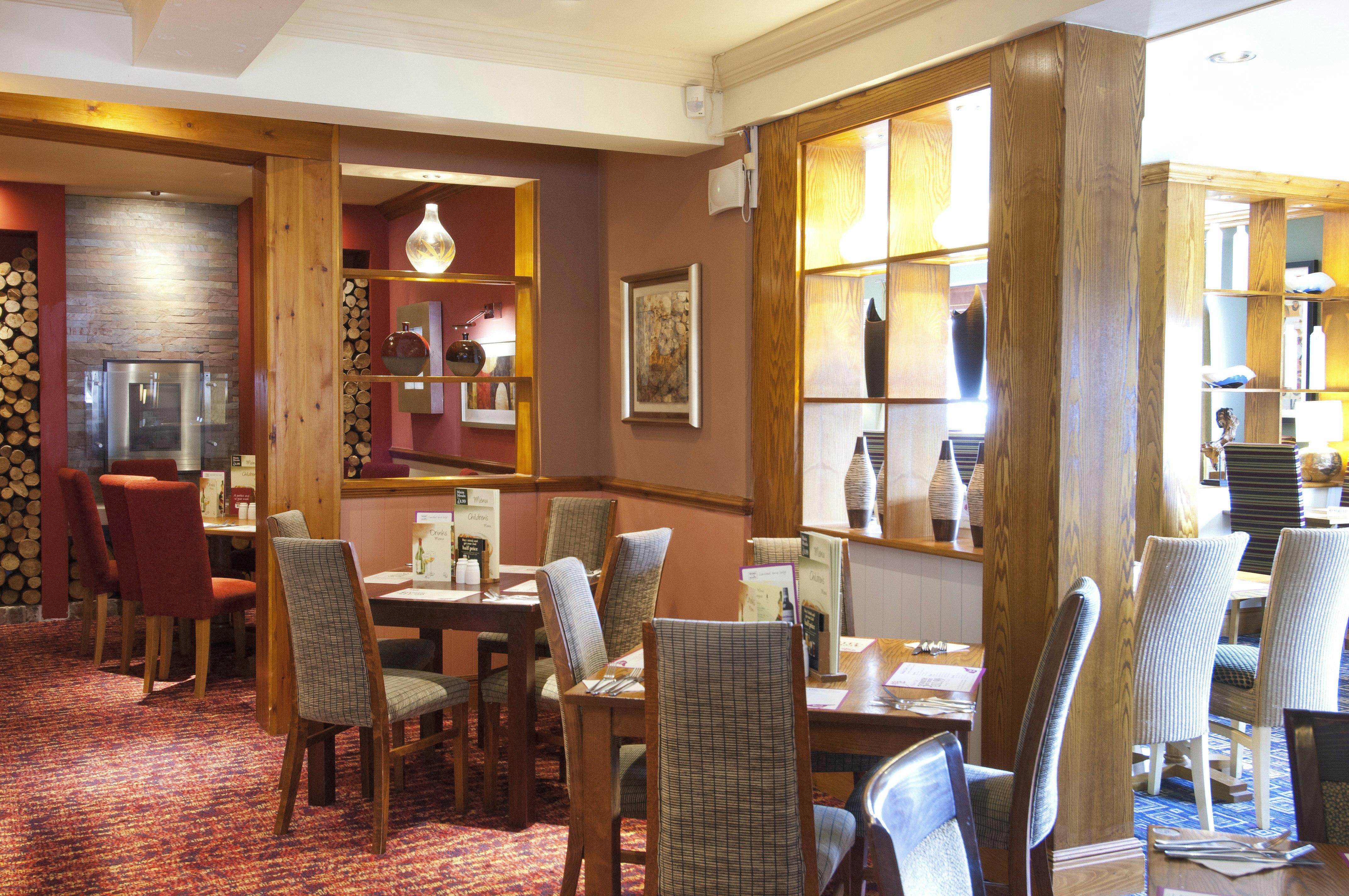 Premier Inn Poole Centre (Holes Bay) 20/32
