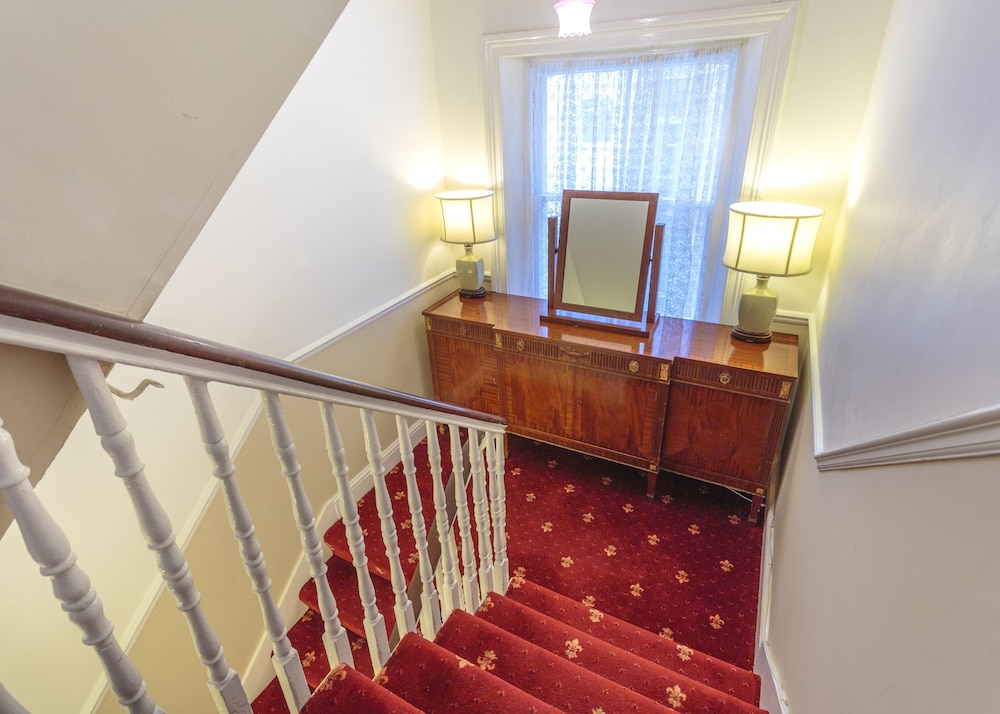 Castletown House 37/70