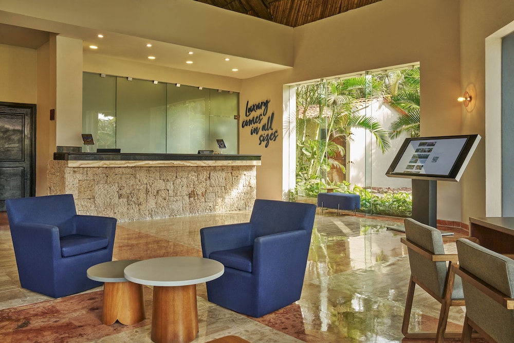 Family Selection At Grand Palladium Vallarta Resort Spa All Inclusive 4/50