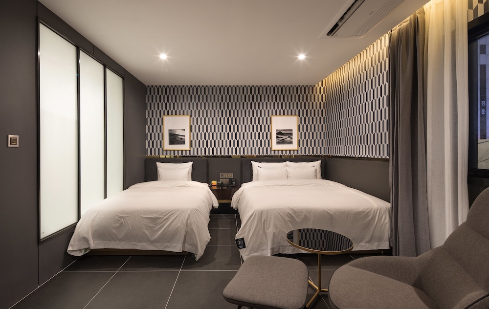 Busanjin Brown-Dot Hotel 13/50