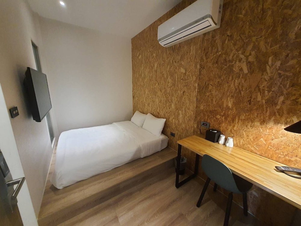 Light Hostel Hualien 16/45