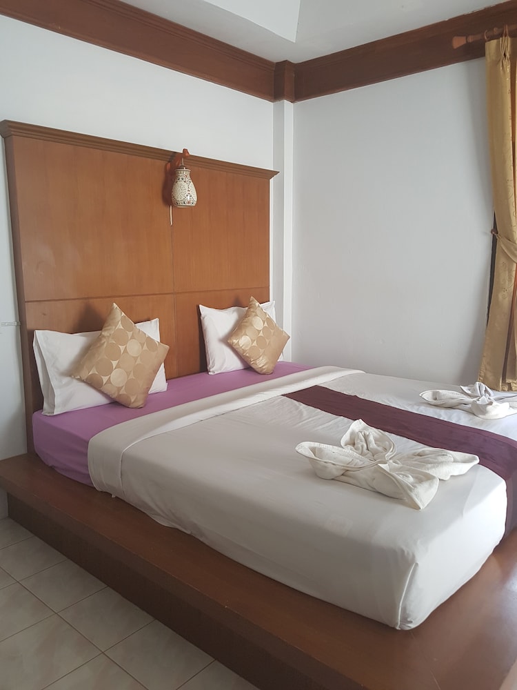 LANTA PARADISE BEACH RESORT 21/60