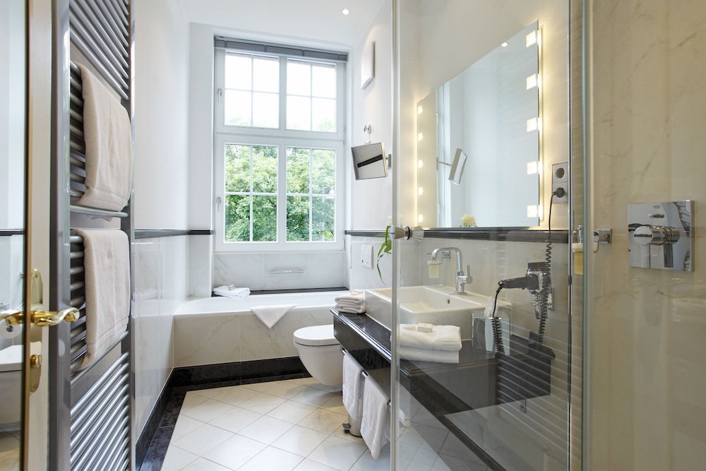 Schlosshotel Karlsruhe 9/40