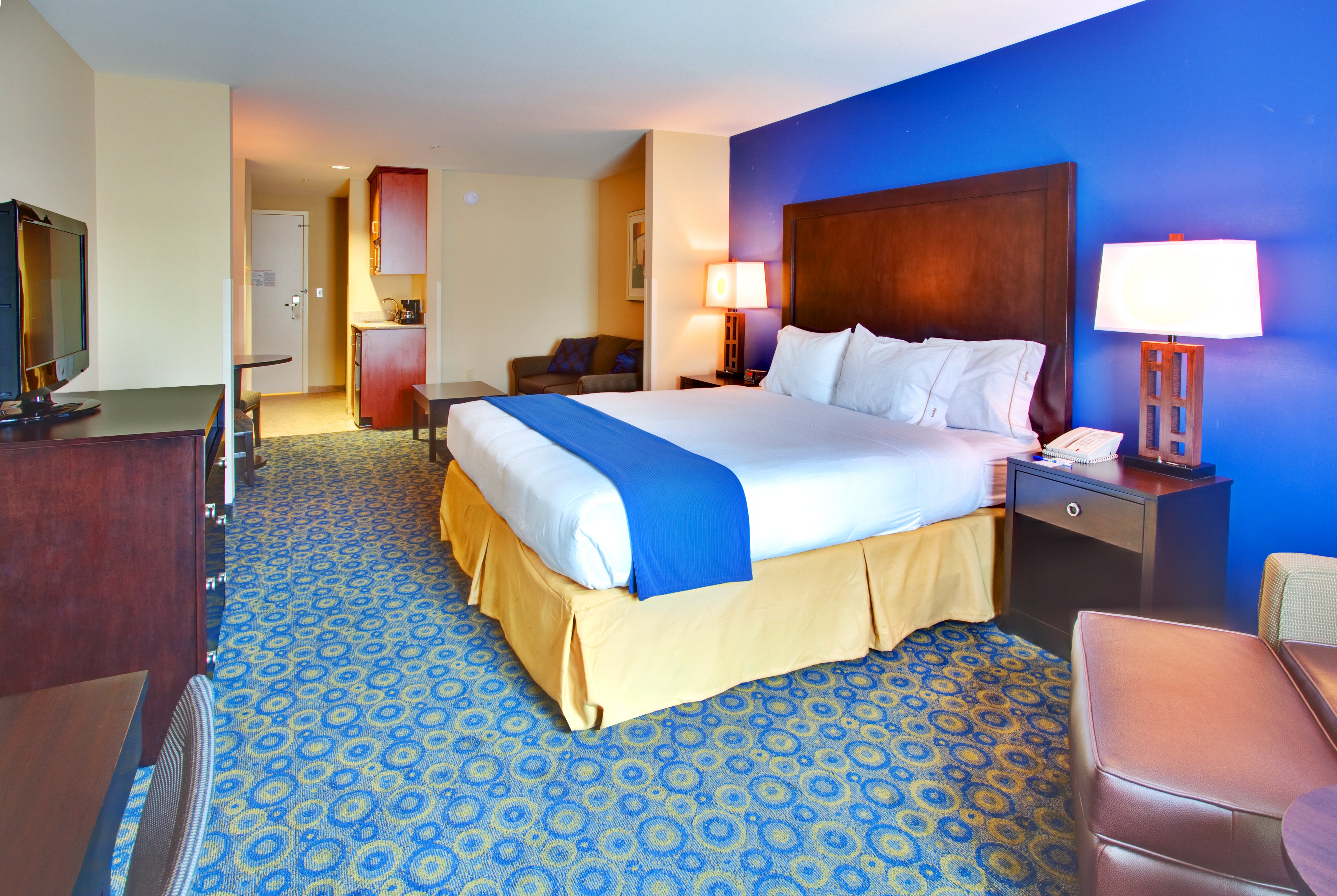 Holiday Inn Express Hotel And Suites Lake Elsinore 30/61