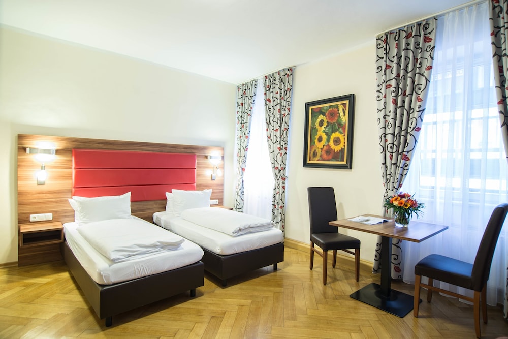 Batu Apart Hotel 10/50