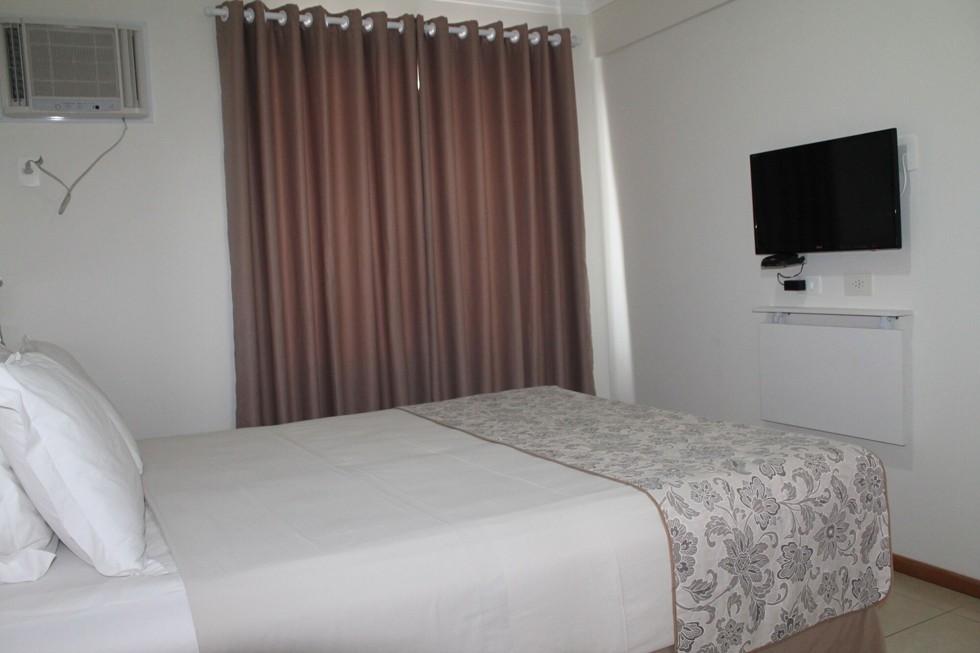 ECONOMY, DOUBLE BED
