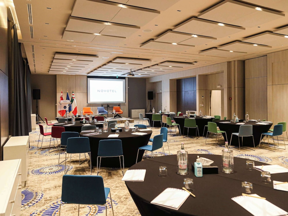 NOVOTEL TUNIS LAC 41/49