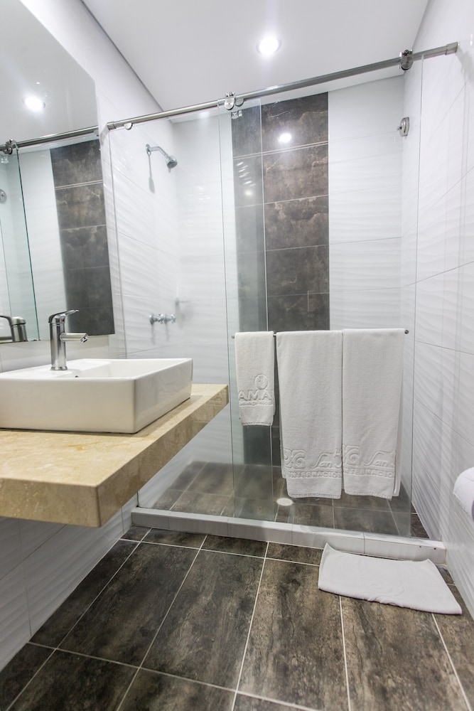 Hotel San Juan Internacional Ex Ramada Bucaramanga 9/67