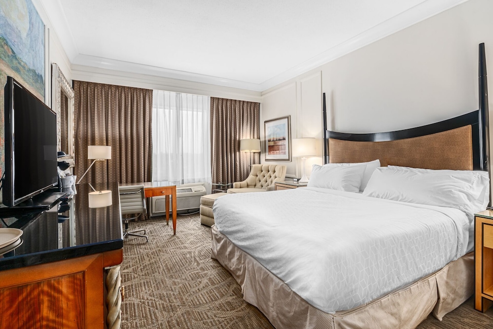Holiday Inn Express Long Beach 20/63