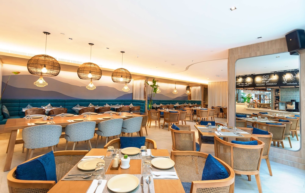 Mamaka Phuket, Tapestry Collection by Hilton 21/33