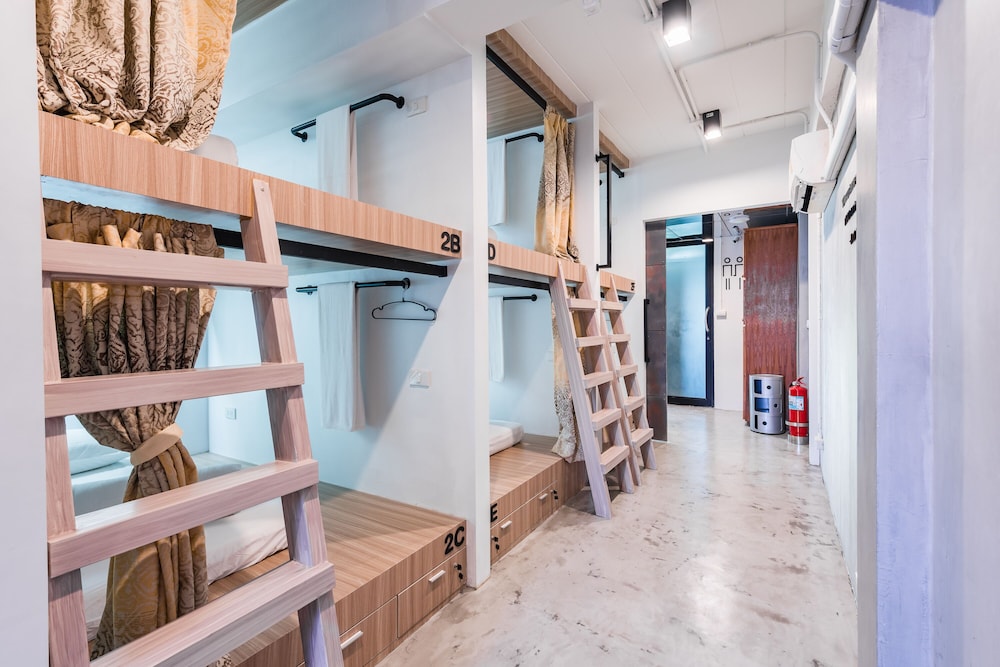 Eco Hostel Phuket 45/60