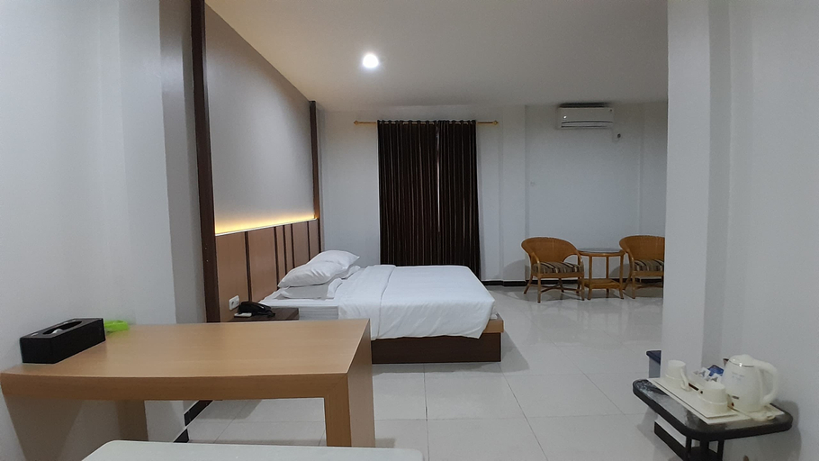 MyCity Hotel 7/11