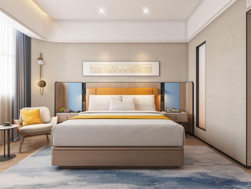 EXECUTIVE, KING BED, ACCESSIBLE