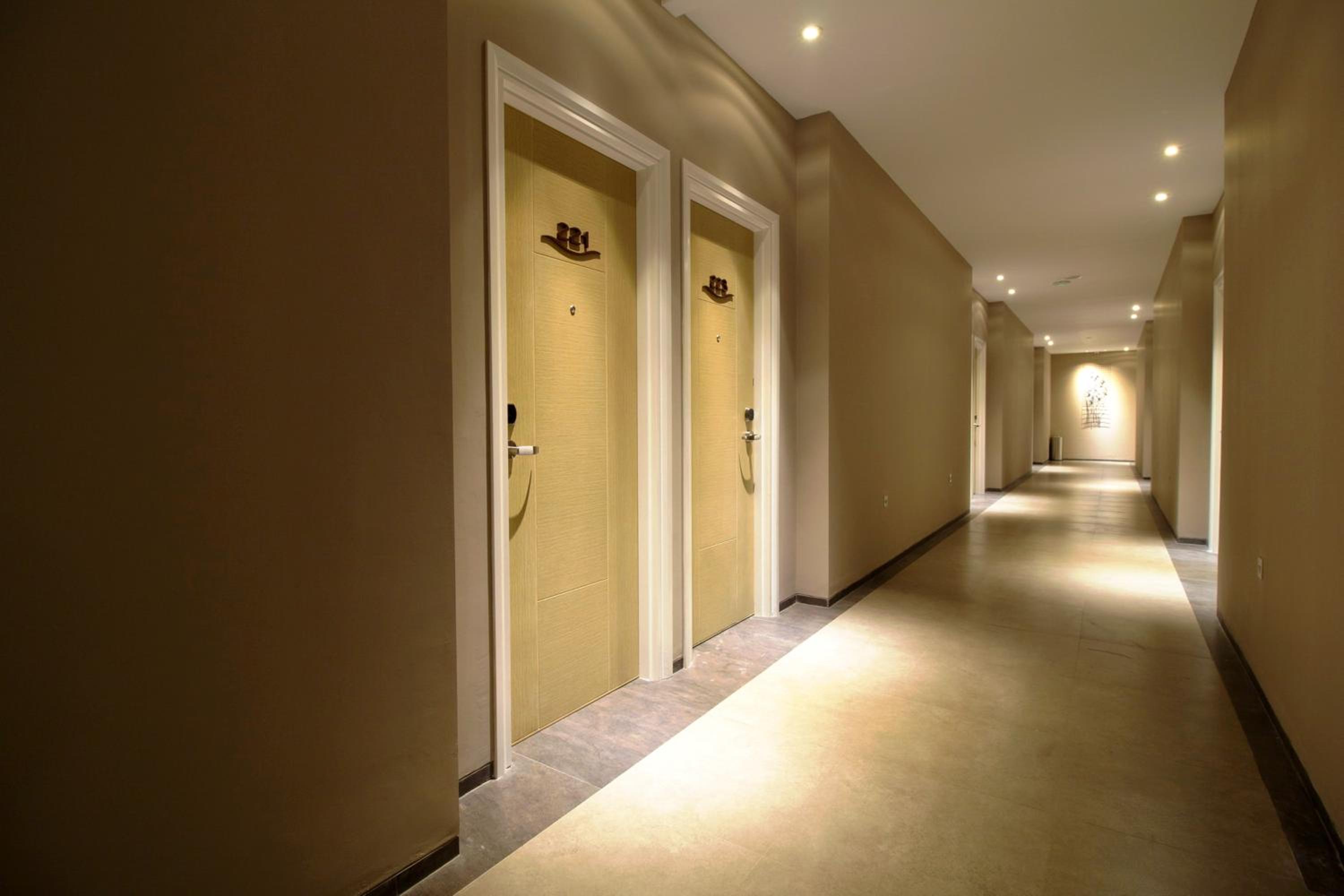 Vinotel Cirebon 30/50