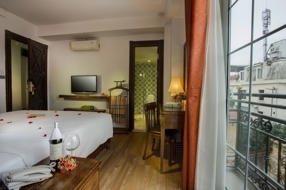 Noble & Swan Boutique Hotel 4/60