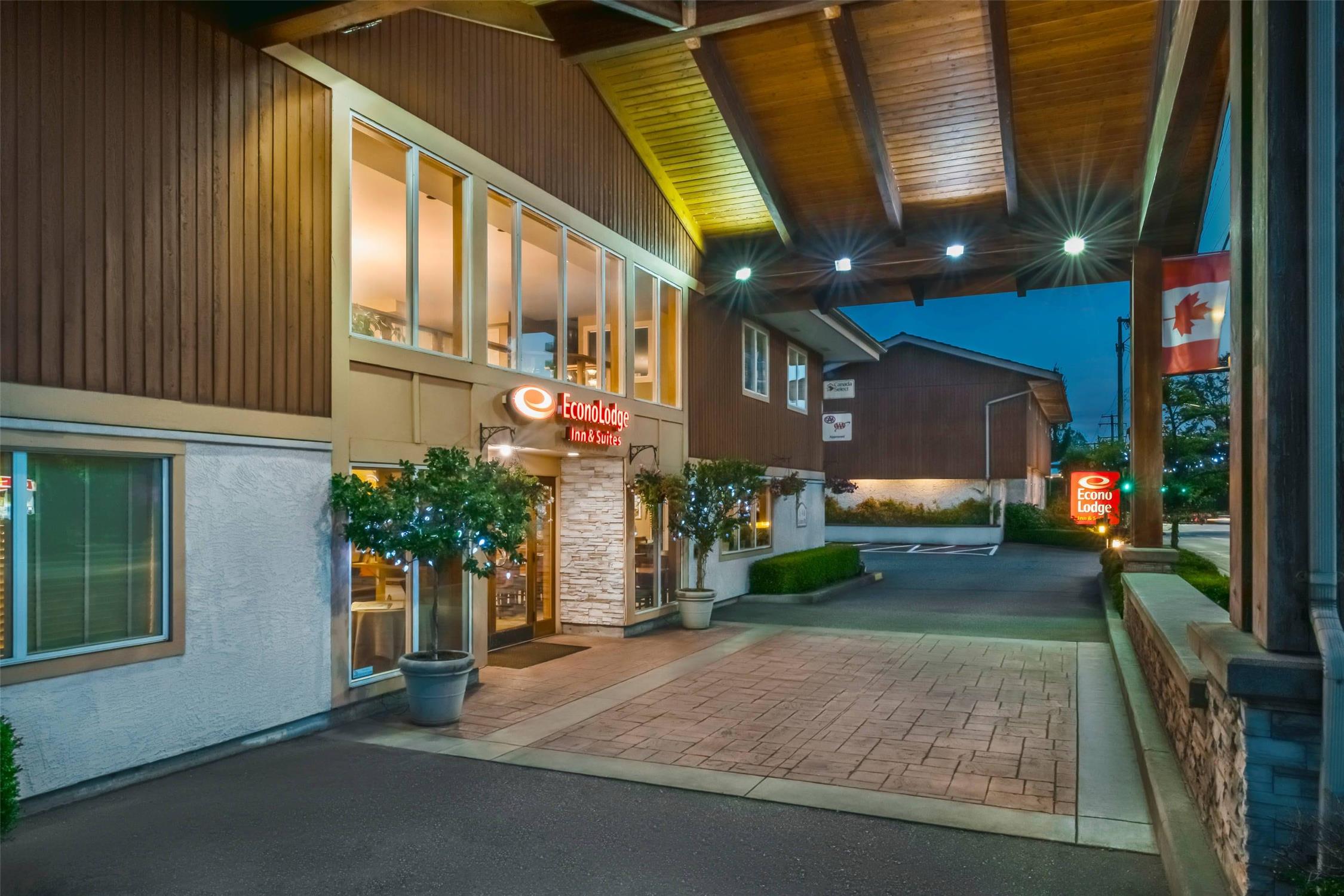 Econo Lodge Inn & Suites North Vancouver 16/52
