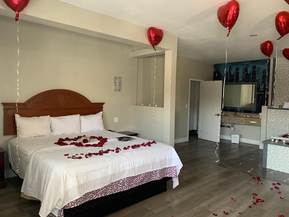 Guesthouse Inn Suites 19/63