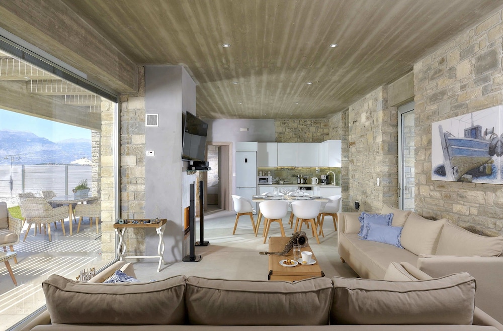 Kouros & Kori Villas 18/49