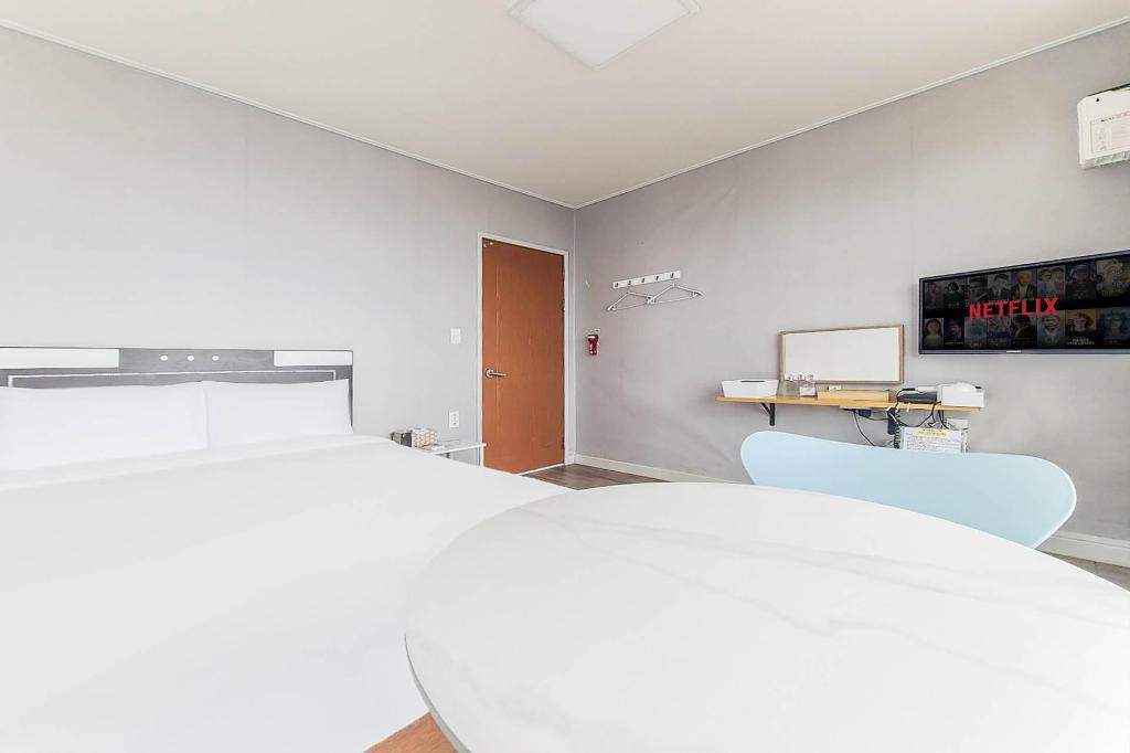 Anmyeondo Ocean Beach Motel 14/70