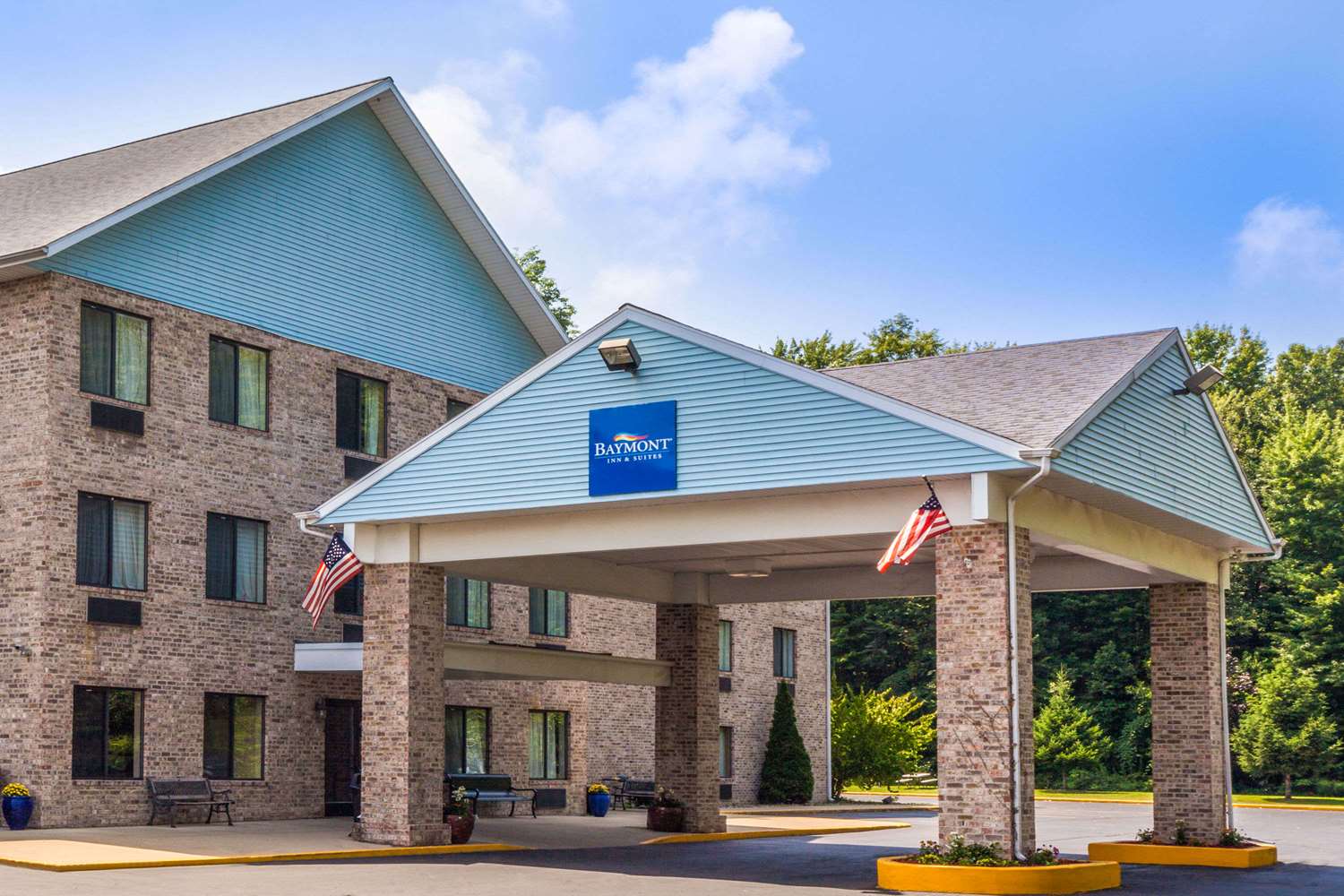 Baymont By Wyndham New Buffalo 2/25