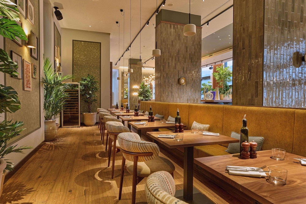 Radisson Blu Hotel Zurich Airport 63/72