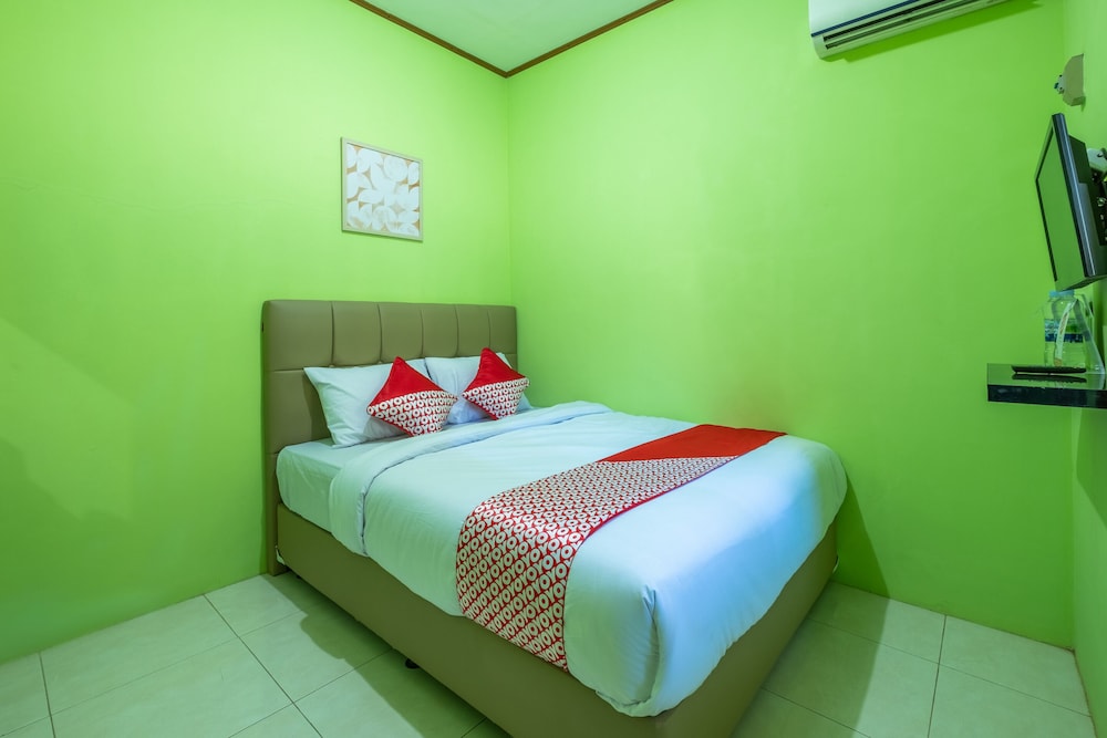 OYO 1399 Cemara Residence Syariah 18/39