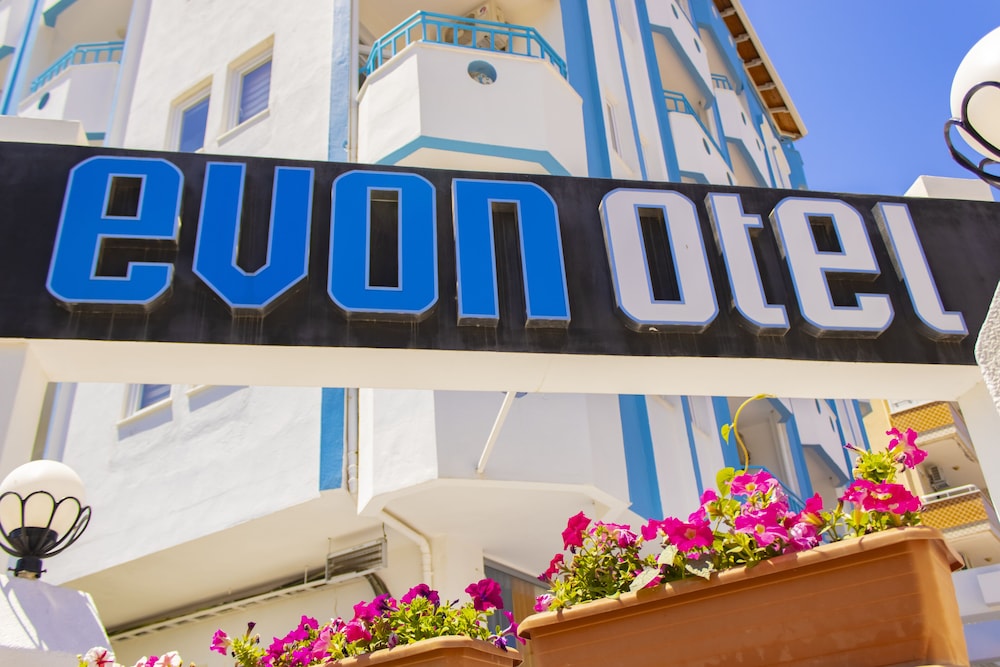Evon Otel 3/42