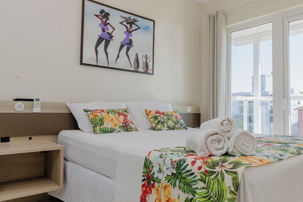 Apart Hotel Roberto Monteiro 59/77