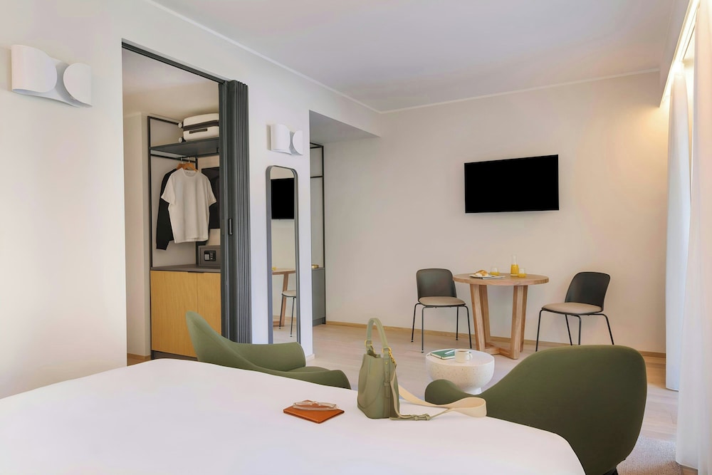 Sonder by Marriott Bonvoy Manzoni Apartments Torre Velasca 8/22