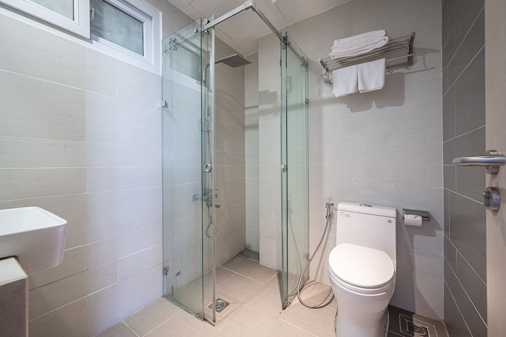 Cozrum Homes - Sonata Residence 44/50