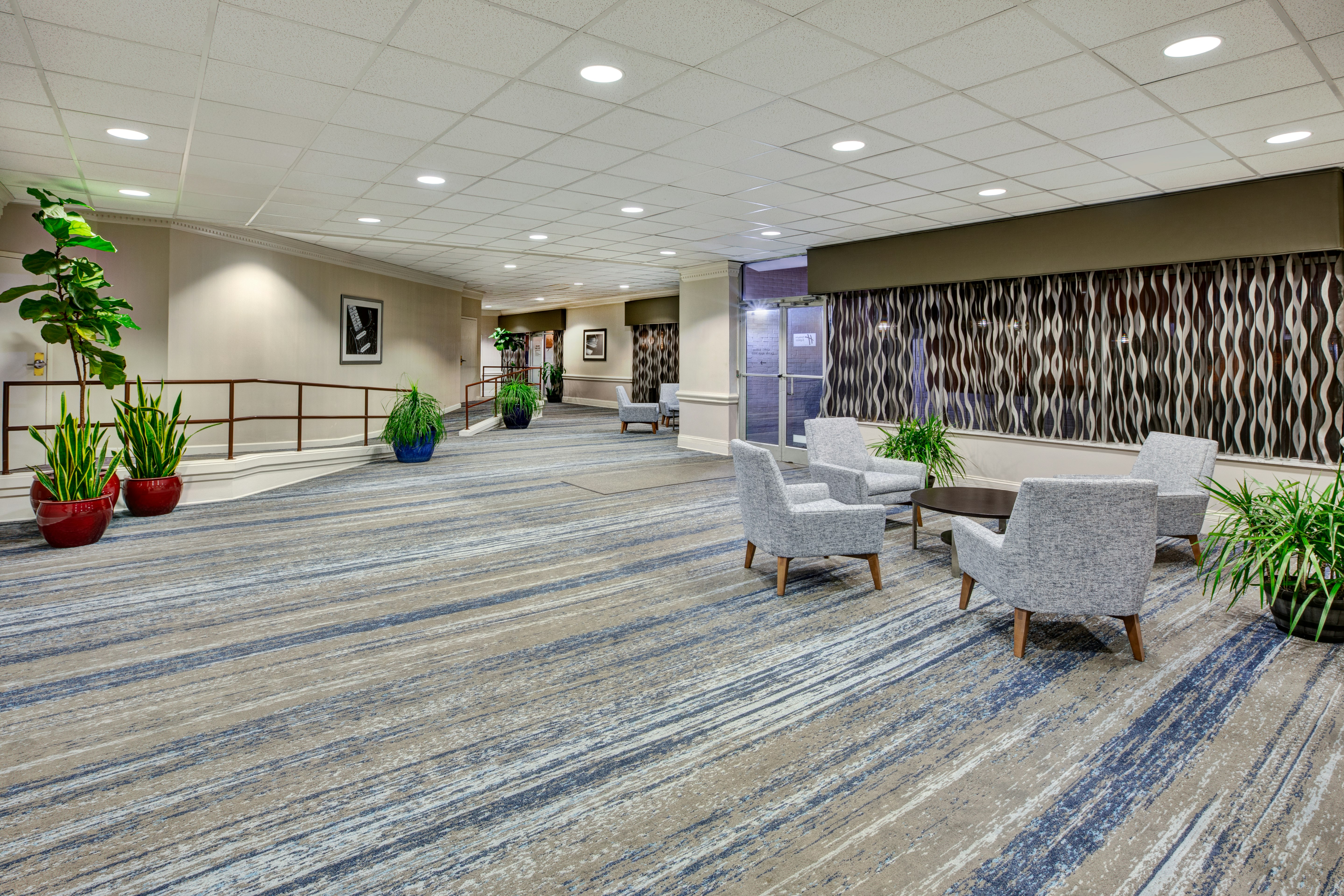 Holiday Inn Express Nashville Downtown 17/67