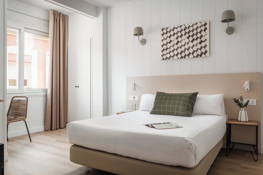 SUPERIOR, DOUBLE BED