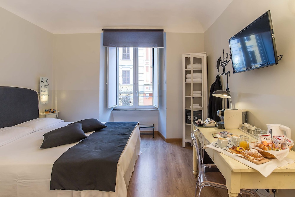 94rooms Vatican Scipioni 51/70