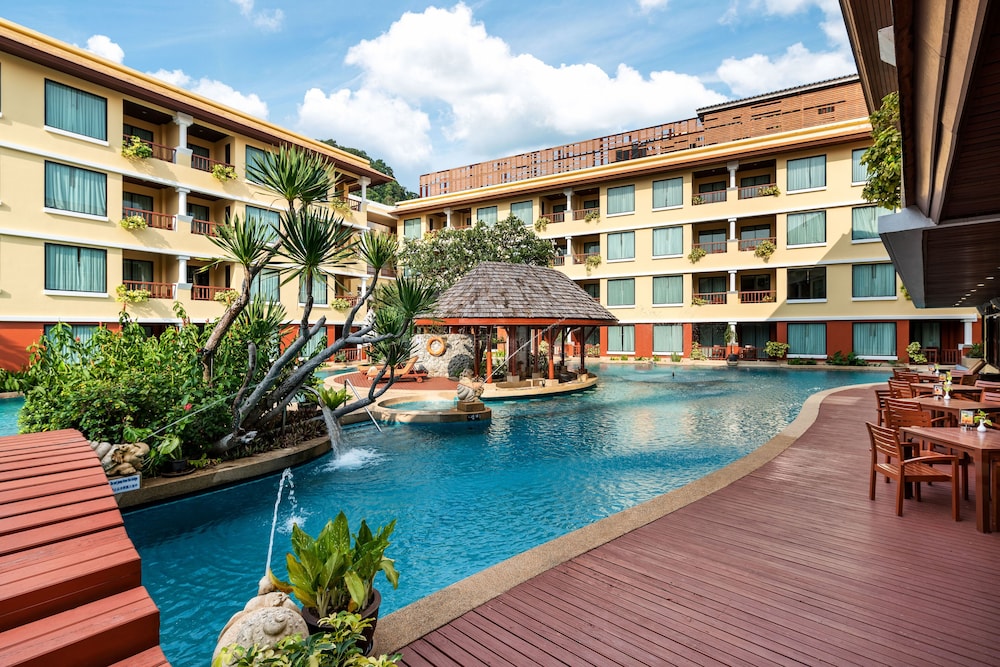 Patong Paragon Resort & Spa 10/69