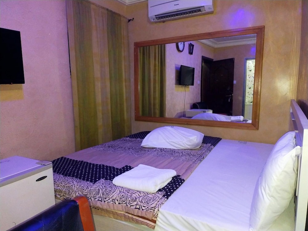 Orient Hotel & Plaza Ltd 9/26