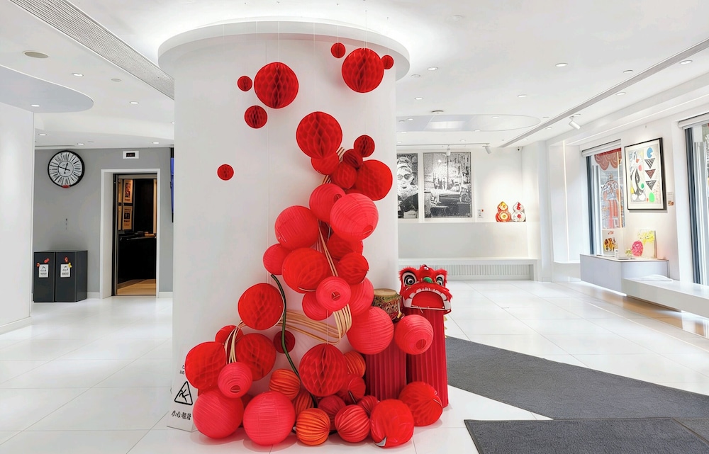 Macau Hotel S 12/64