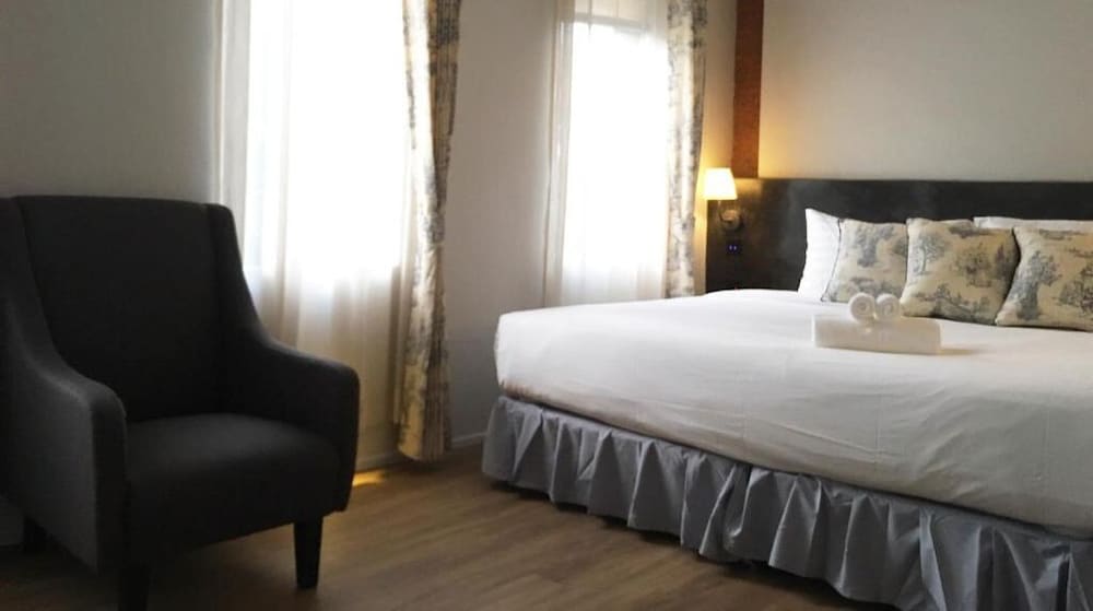 Hotel Noir 19/51