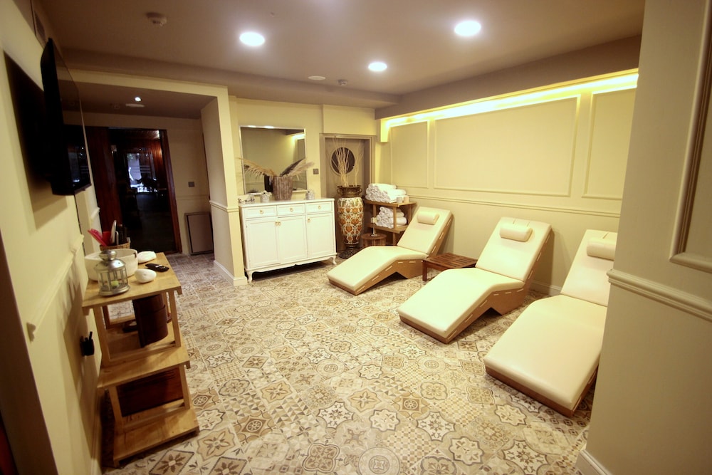 Fuat Bey Palace Hotel 28/44