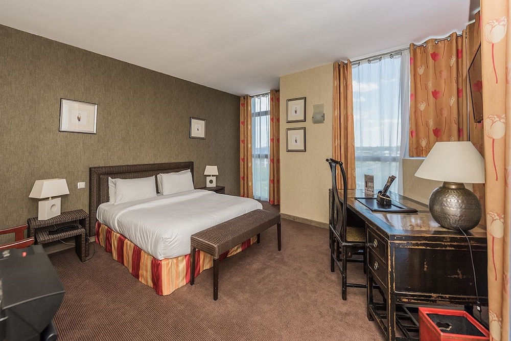 Citotel Hostellerie Saint Vincent Beauvais 21/41