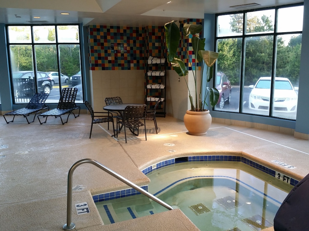 Hilton Garden Inn Atlanta Airport/Millenium Center 16/43