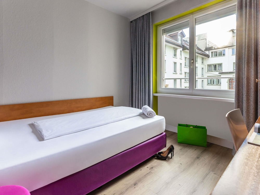 STANDARD, SINGLE BED
