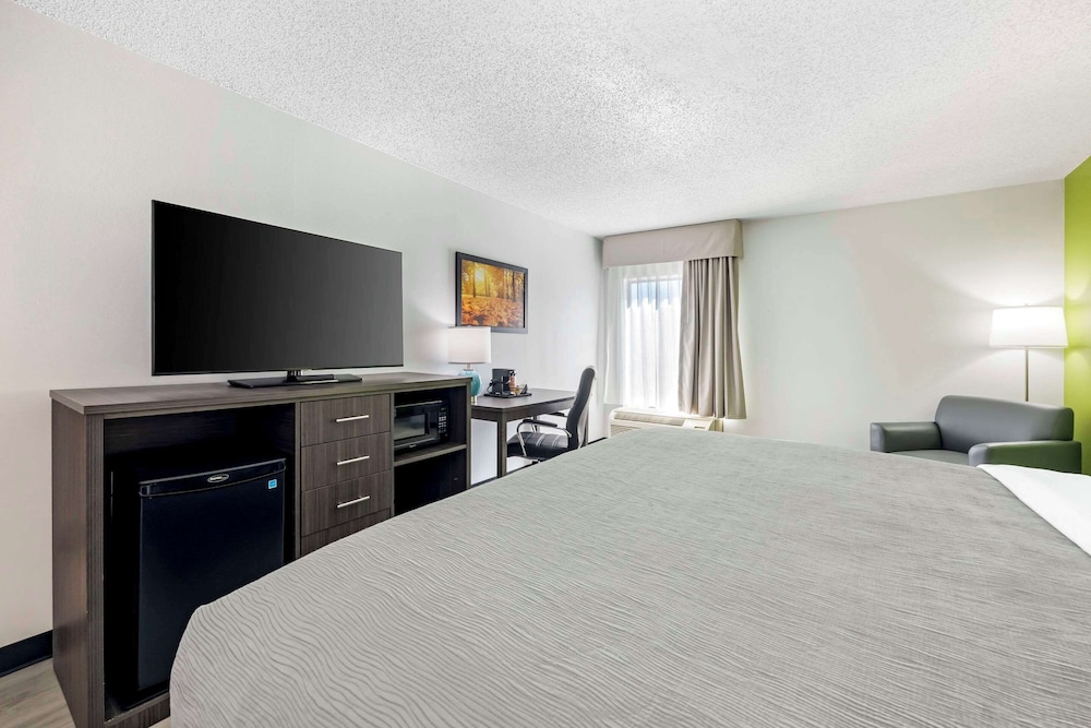 Quality Inn Clarksville 20/47